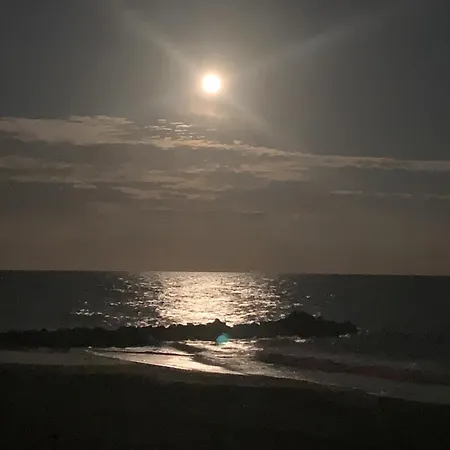 别墅 Les Dunes 弗龙蒂尼昂